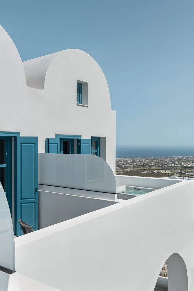 Aeifos Boutique Hotel — Hotel rooms in Imerovigli, South Aegean