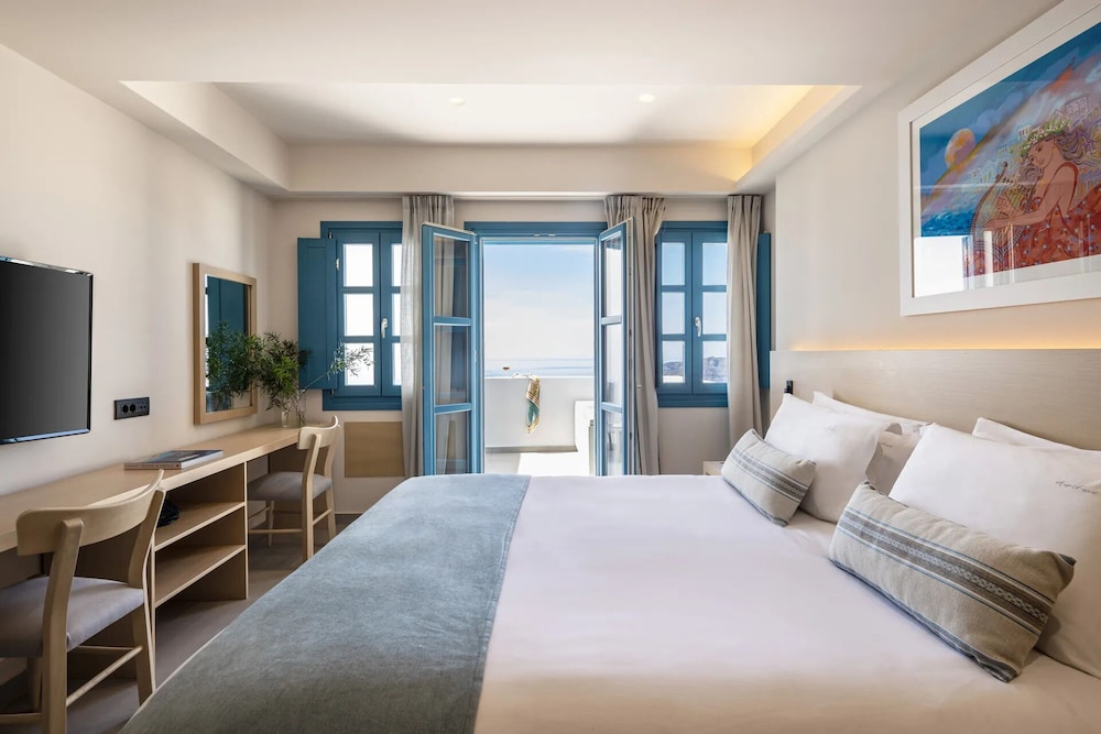 Aeifos Boutique Hotel — Hotel rooms in Imerovigli, South Aegean
