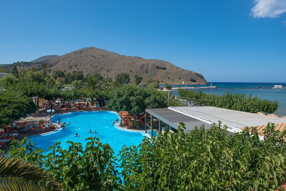 Corissia Beach Hotel - zdjęcie 2