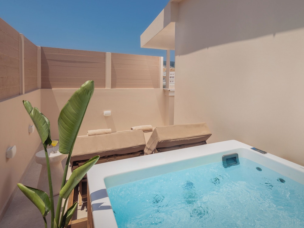 Tzante Hotel Zakynthos - Adults Only — Rooms in Laganas, Ionian Islands