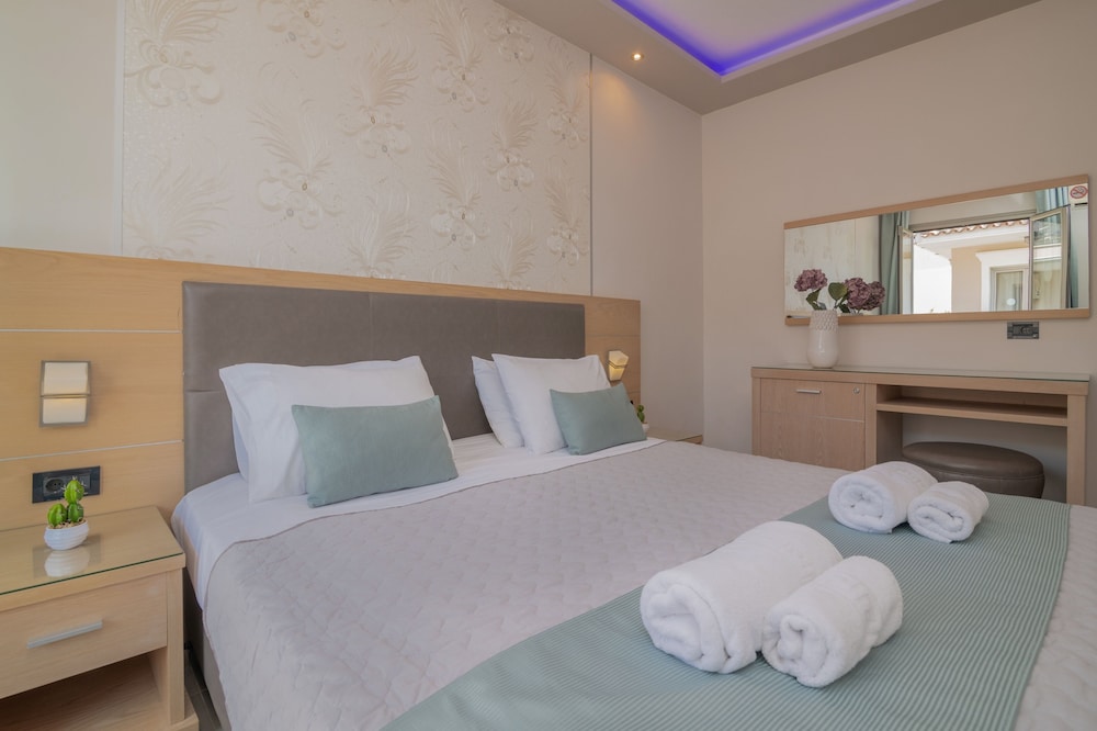 Tzante Hotel Zakynthos - Adults Only — Rooms in Laganas, Ionian Islands