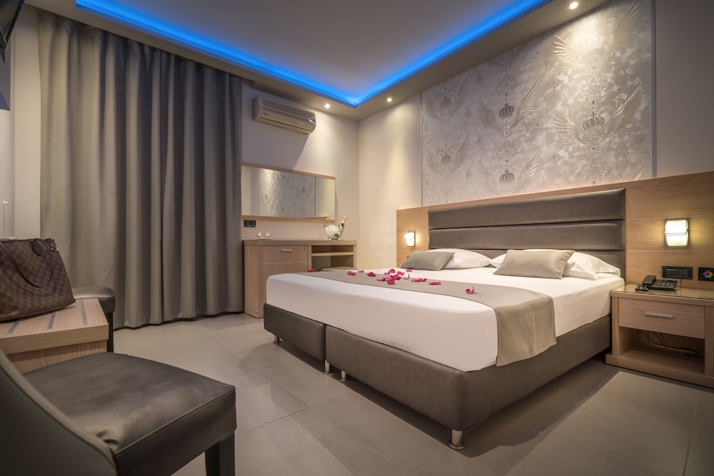 Tzante Hotel Zakynthos - Adults Only — Rooms in Laganas, Ionian Islands