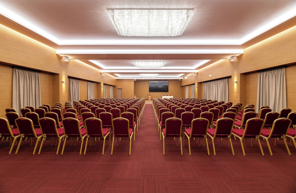 Hotel Acandia — Hotel building in Rhodes Town, South Aegean
