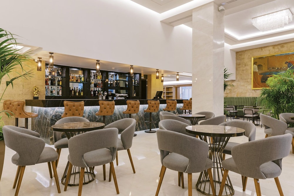 Hotel Acandia — Restaurant & bars in Rhodes Town, South Aegean