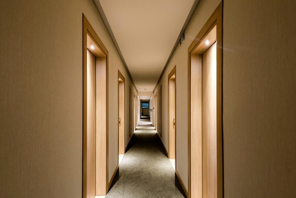 Hotel Acandia — Hotel building in Rhodes Town, South Aegean
