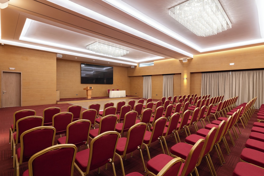 Hotel Acandia — Hotel building in Rhodes Town, South Aegean