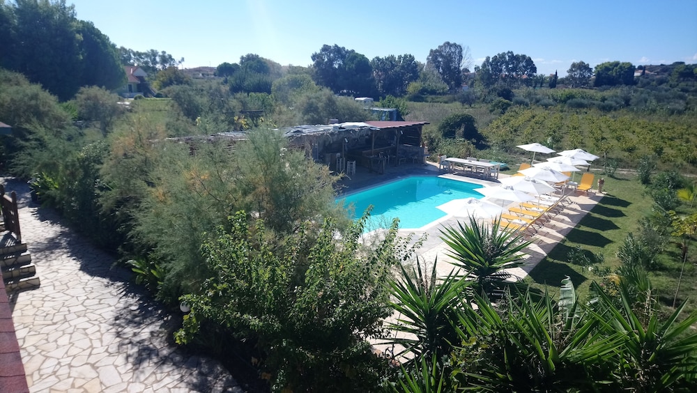 Zest @ Xi Beach — Swimming pool in Mantzavinata, Ionian Islands