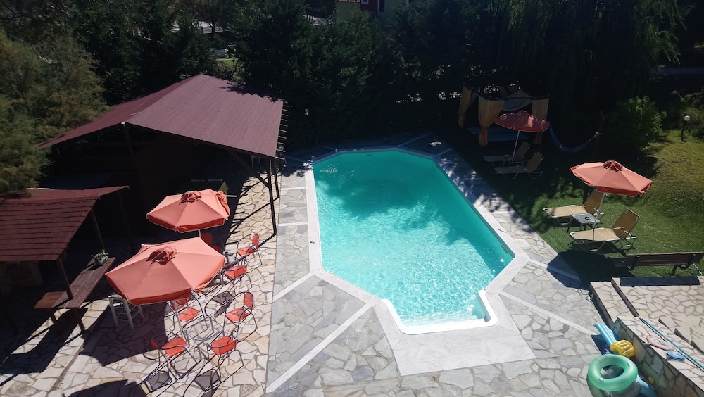 Zest @ Xi Beach — Swimming pool in Mantzavinata, Ionian Islands