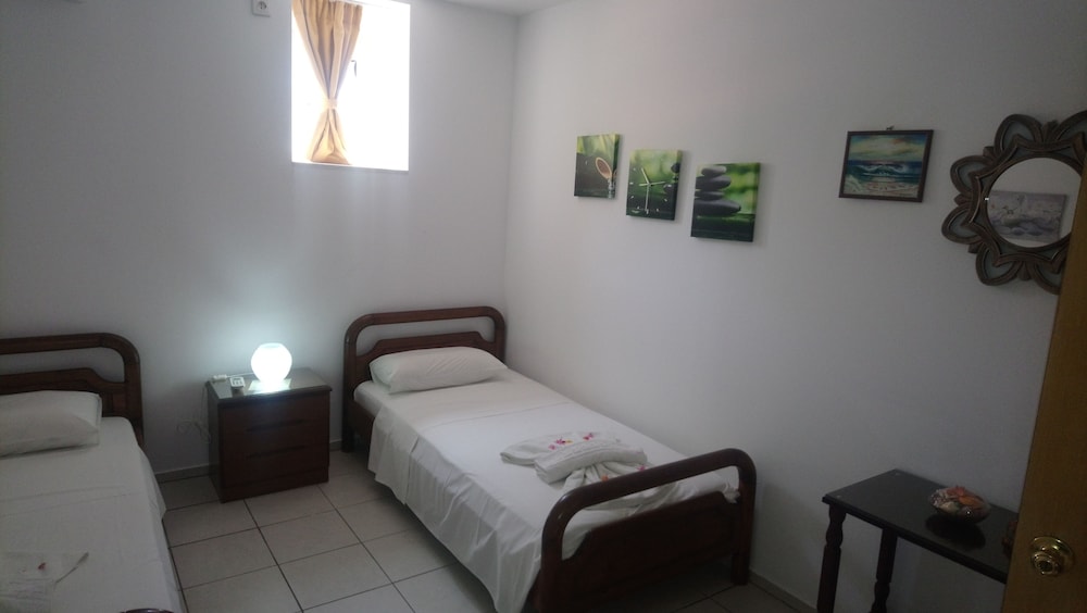 Zest @ Xi Beach — Hotel rooms in Mantzavinata, Ionian Islands