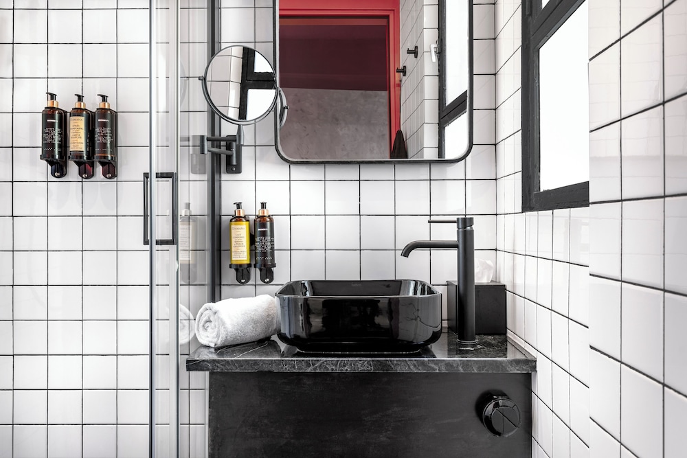 Max Brown Hotel Downtown, part of Sircle Collection (Formally known as Dave Red) — Hotel rooms in Athens, Attica