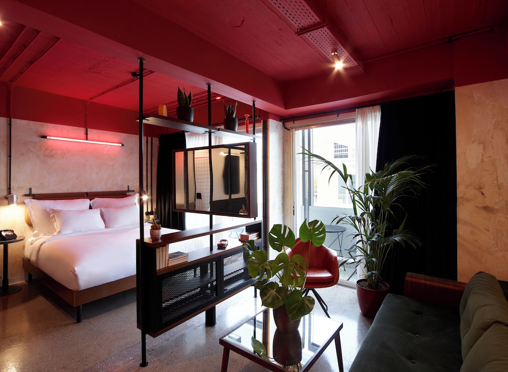 Max Brown Hotel Downtown, part of Sircle Collection (Formally known as Dave Red) — Hotel rooms in Athens, Attica