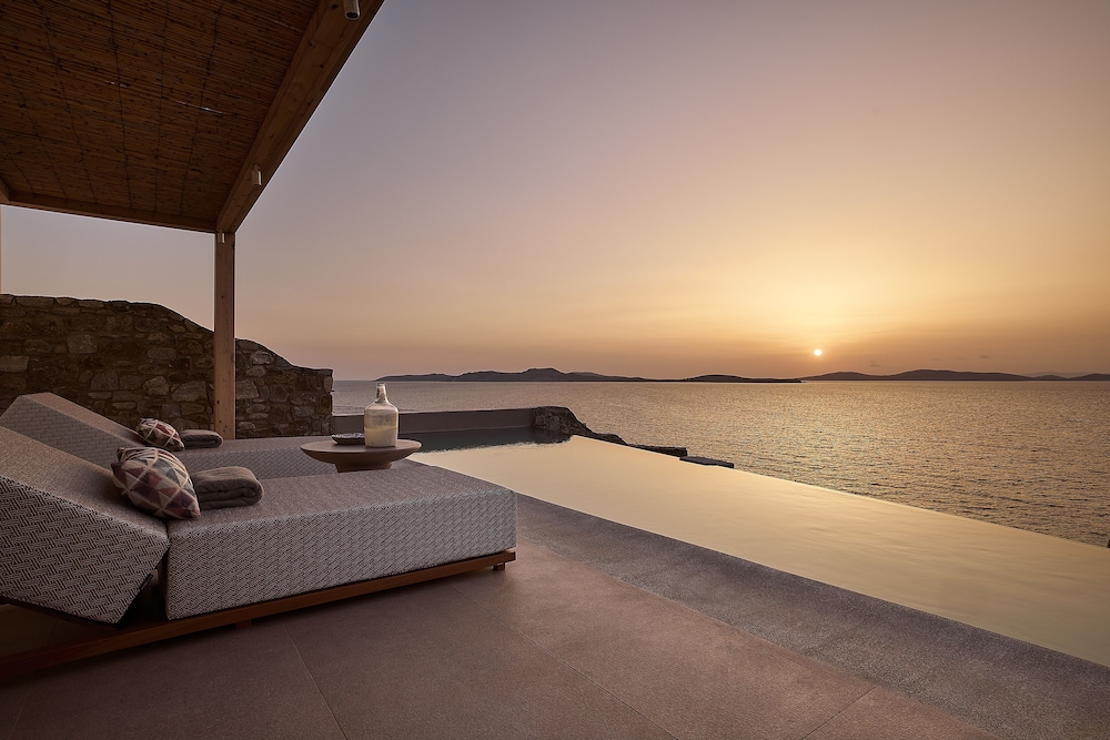 Amazon Mykonos Resort & Spa — Swimming pool in Ornos, South Aegean