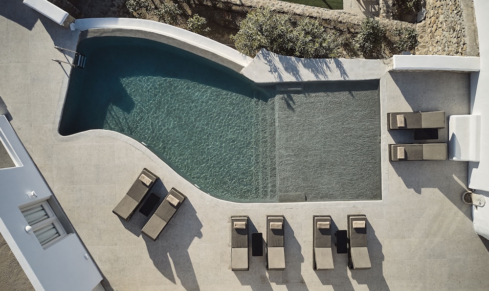 Amazon Mykonos Resort & Spa — Swimming pool in Ornos, South Aegean