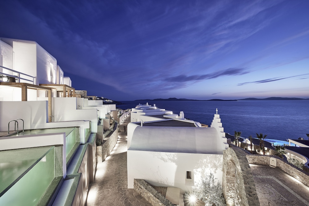 Amazon Mykonos Resort & Spa — Hotel building in Ornos, South Aegean