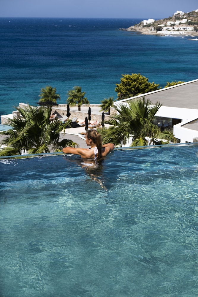Amazon Mykonos Resort & Spa — Swimming pool in Ornos, South Aegean