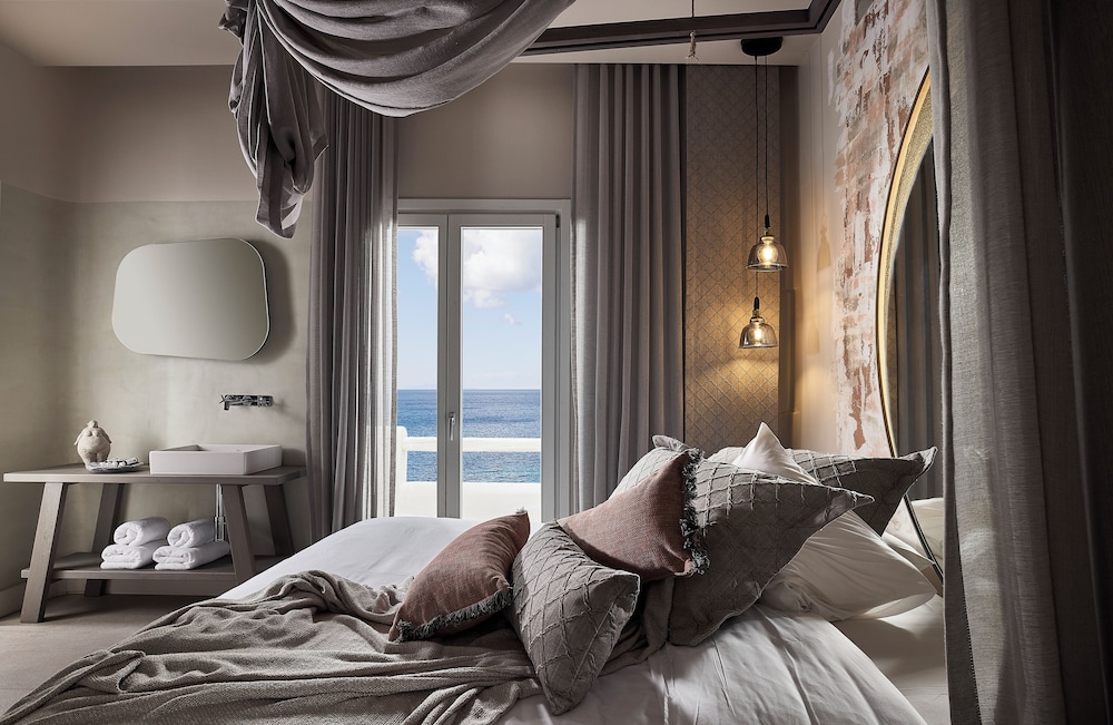 Amazon Mykonos Resort & Spa — Hotel rooms in Ornos, South Aegean