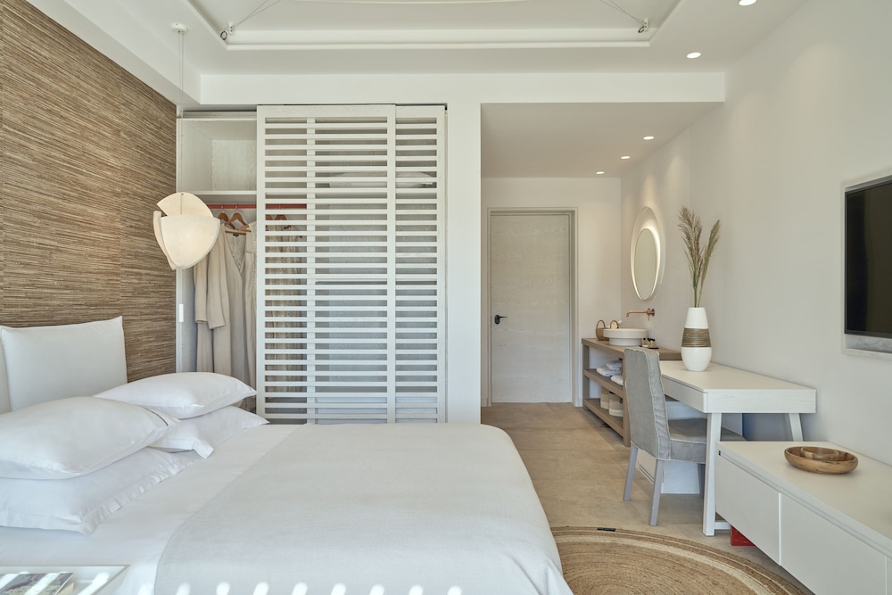 Once in Mykonos - Designed for Adults — Hotel rooms in Ornos, South Aegean