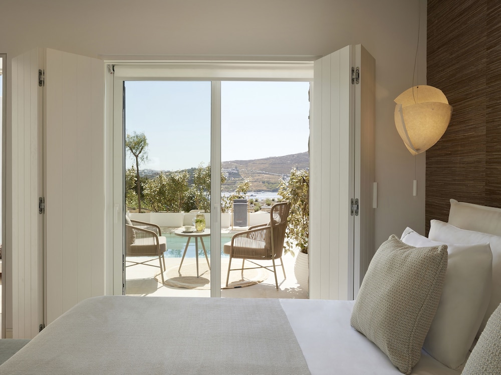Once in Mykonos - Designed for Adults — Hotel rooms in Ornos, South Aegean