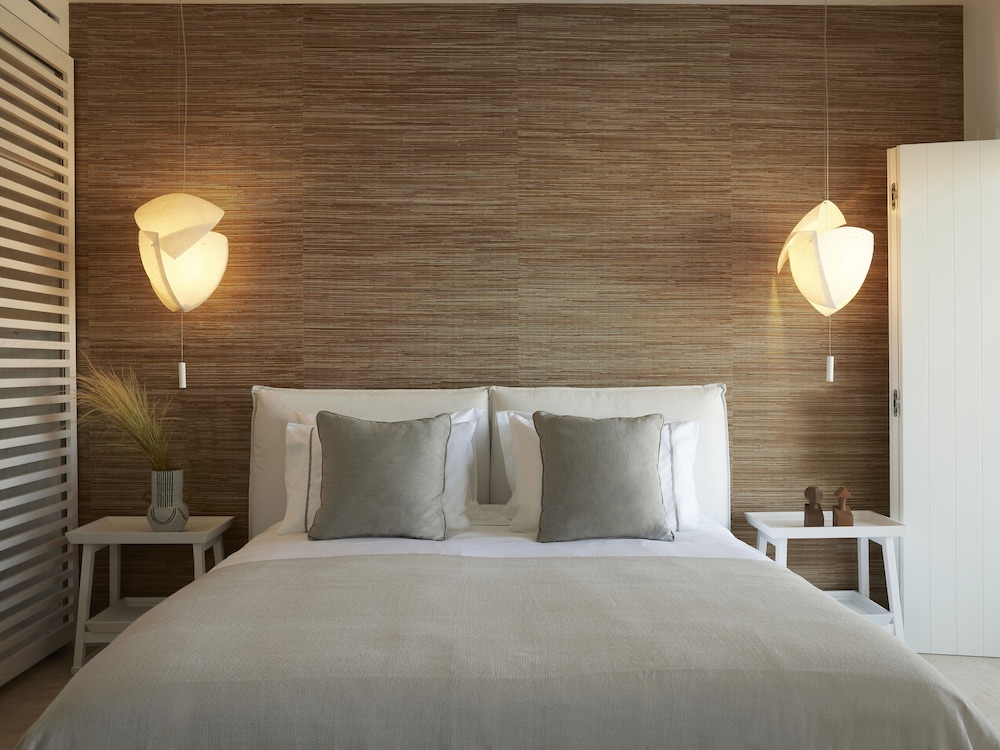 Once in Mykonos - Designed for Adults — Hotel rooms in Ornos, South Aegean