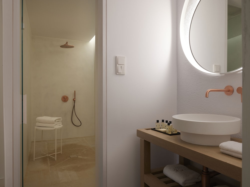 Once in Mykonos - Designed for Adults — Hotel rooms in Ornos, South Aegean