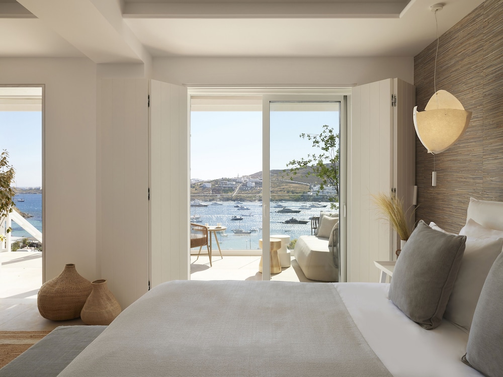 Once in Mykonos - Designed for Adults — Hotel rooms in Ornos, South Aegean