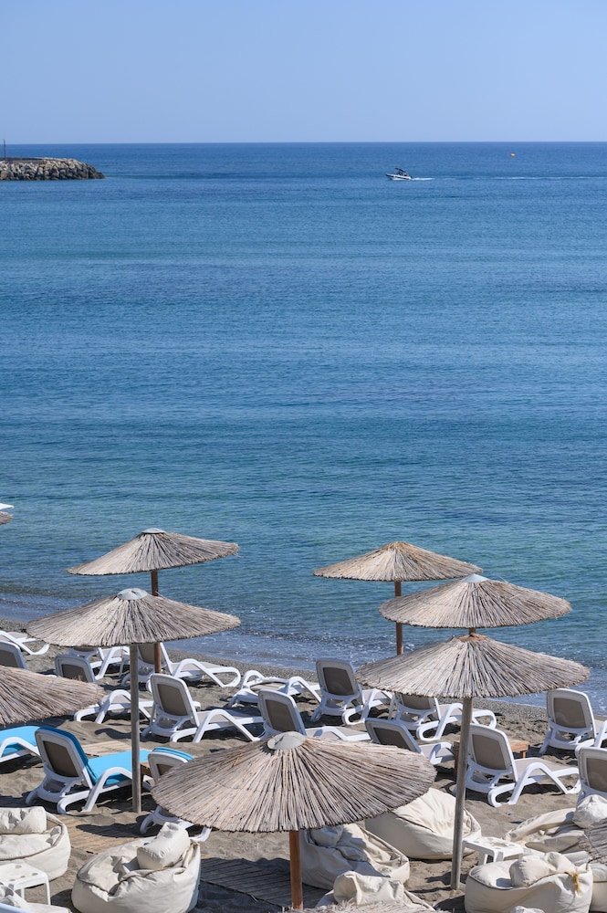 Azure Mare Hotel — Beach in Hersonissos