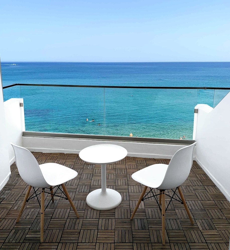 Azure Mare Hotel — Hotel rooms in Hersonissos