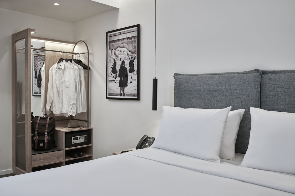 NLH MONASTIRAKI - Neighborhood Lifestyle Hotels — Hotel rooms in Athens, Attica