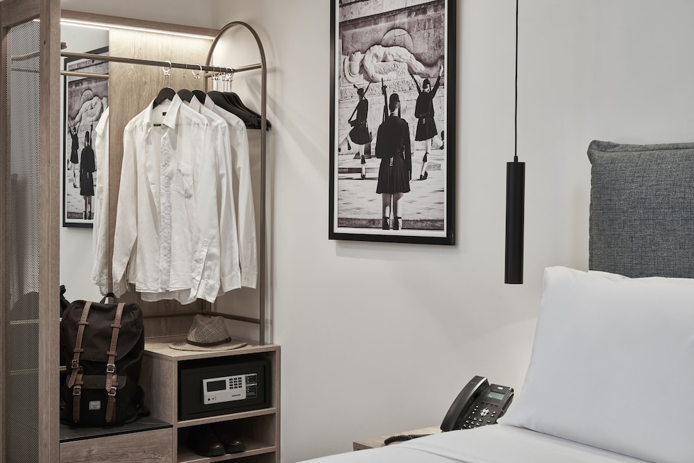 NLH MONASTIRAKI - Neighborhood Lifestyle Hotels — Hotel rooms in Athens, Attica