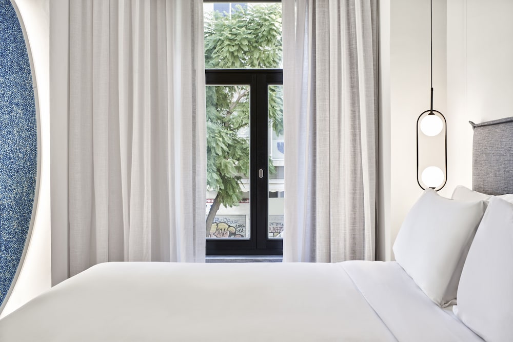 NLH MONASTIRAKI - Neighborhood Lifestyle Hotels — Hotel rooms in Athens, Attica