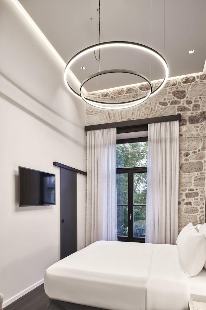 NLH MONASTIRAKI - Neighborhood Lifestyle Hotels — Hotel rooms in Athens, Attica