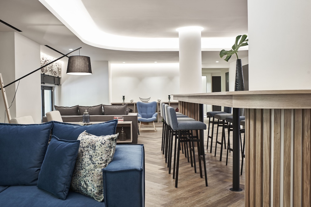 NLH MONASTIRAKI - Neighborhood Lifestyle Hotels — Restaurant & bars in Athens, Attica