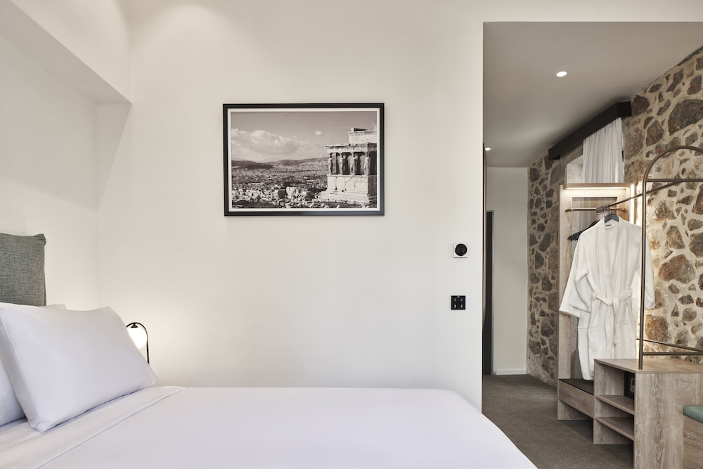 NLH MONASTIRAKI - Neighborhood Lifestyle Hotels — Hotel rooms in Athens, Attica