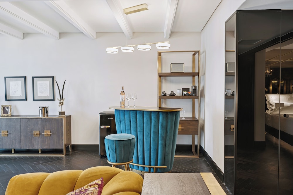 Skylark, Aluma Hotel & Resort — Hotel rooms in Athens, Attica