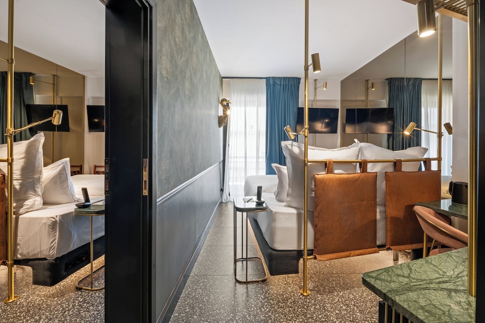Skylark, Aluma Hotel & Resort — Hotel rooms in Athens, Attica