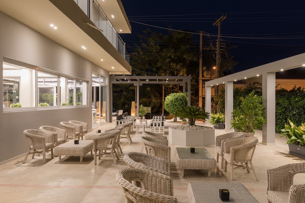 Melina Oasis Boutique Hotel — Restaurant & bars in Kassopei, Ionian Islands