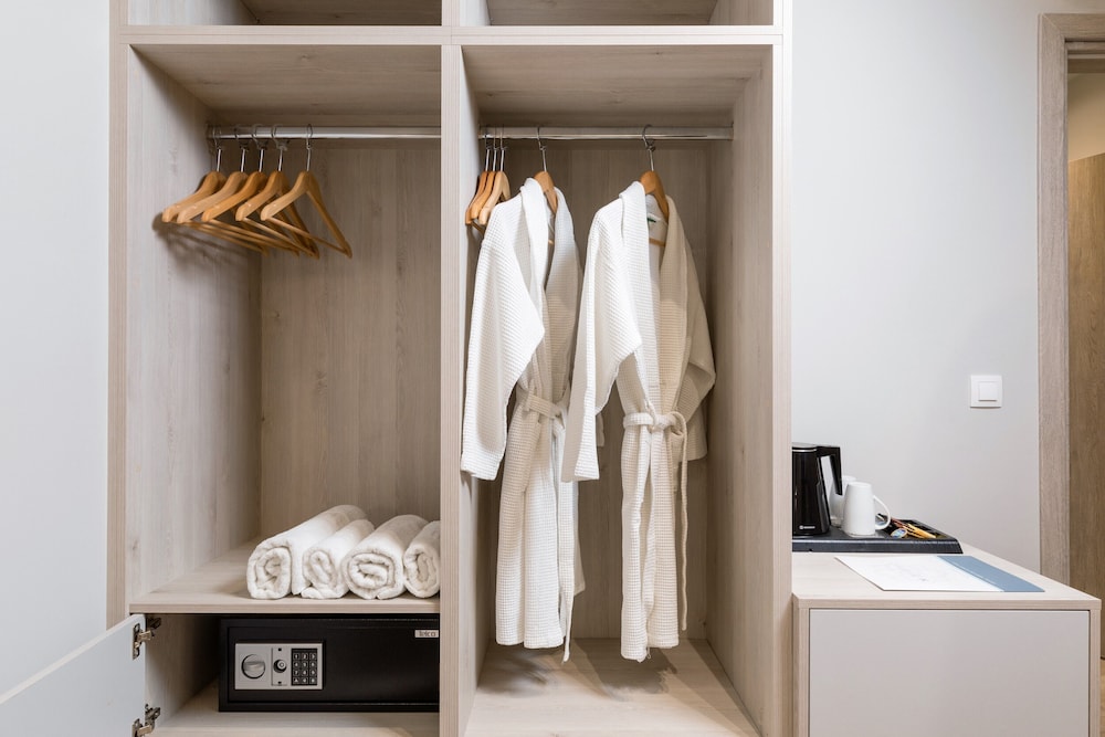 Melina Oasis Boutique Hotel — Hotel rooms in Kassopei, Ionian Islands