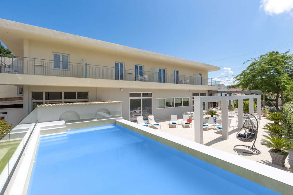 Melina Oasis Boutique Hotel — Main photo in Kassopei, Ionian Islands