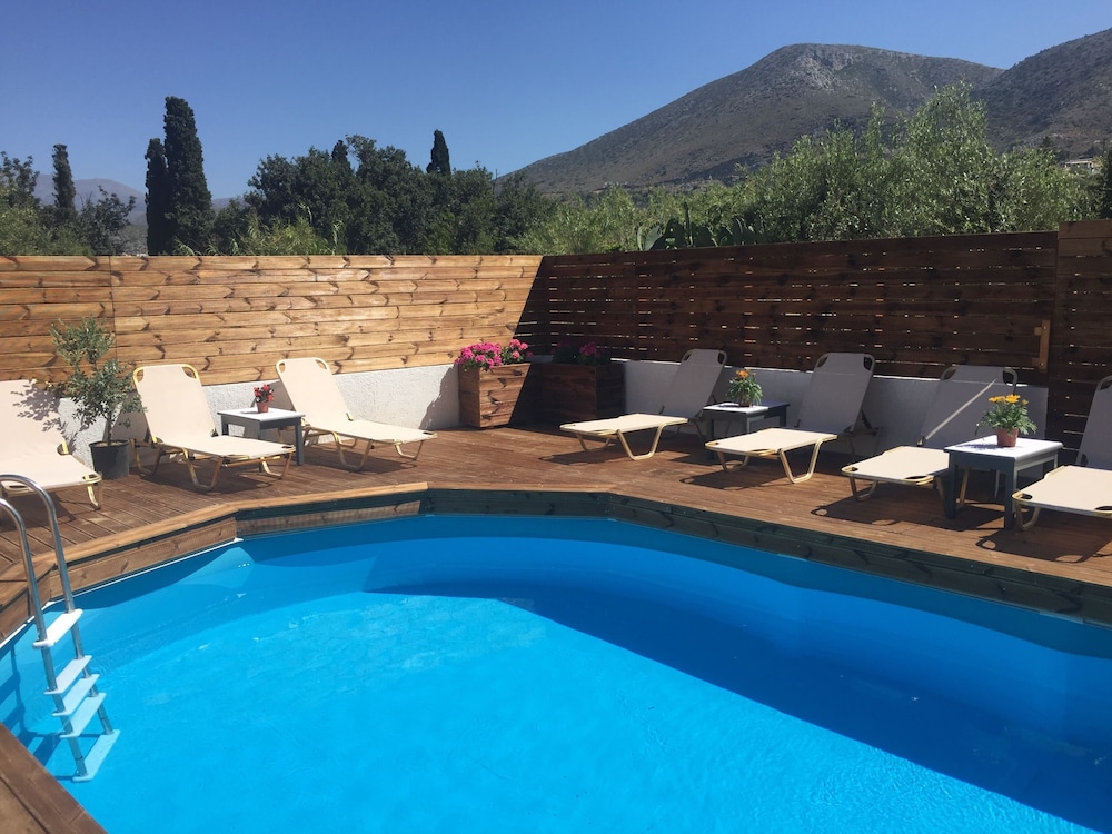 City Pearl — Main photo in Hersonissos