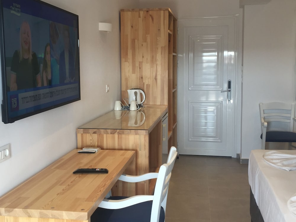 City Pearl — Hotel rooms in Hersonissos