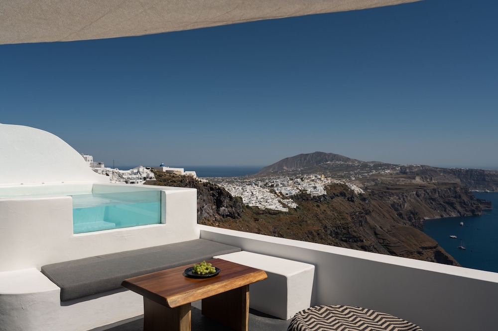 Stella Rocca A Mare — Attractions in the area in Imerovigli, South Aegean