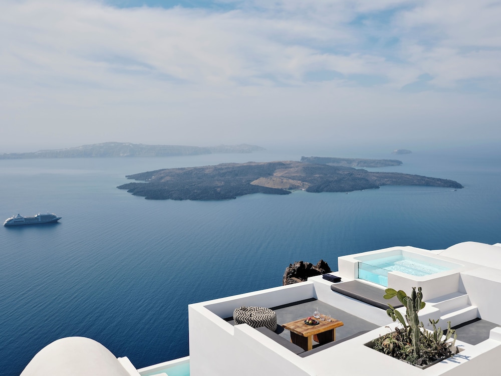 Stella Rocca A Mare — Swimming pool in Imerovigli, South Aegean