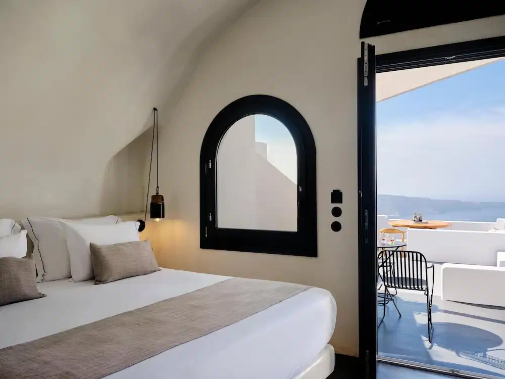 Stella Rocca A Mare — Hotel rooms in Imerovigli, South Aegean