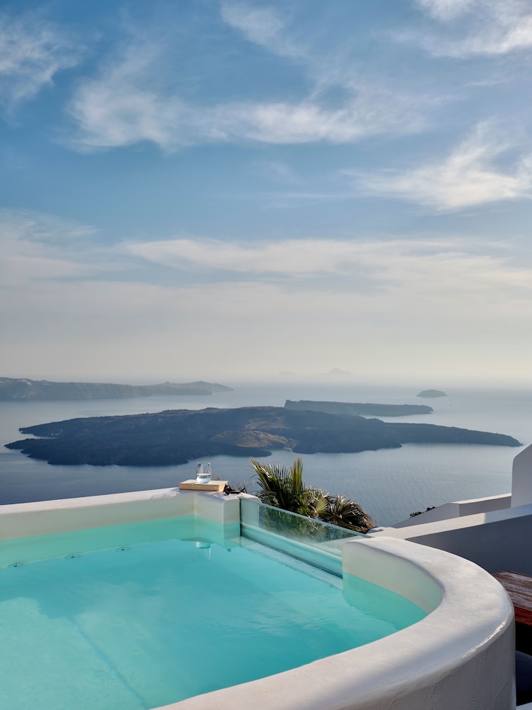 Stella Rocca A Mare — Swimming pool in Imerovigli, South Aegean