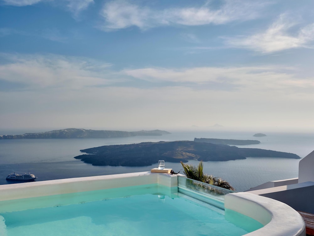 Stella Rocca A Mare — Swimming pool in Imerovigli, South Aegean