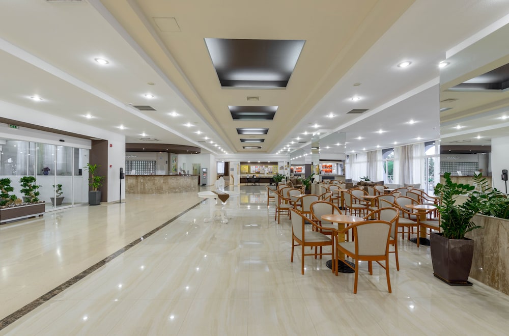 Olympos Beach — Restaurant & bars in Faliraki, South Aegean