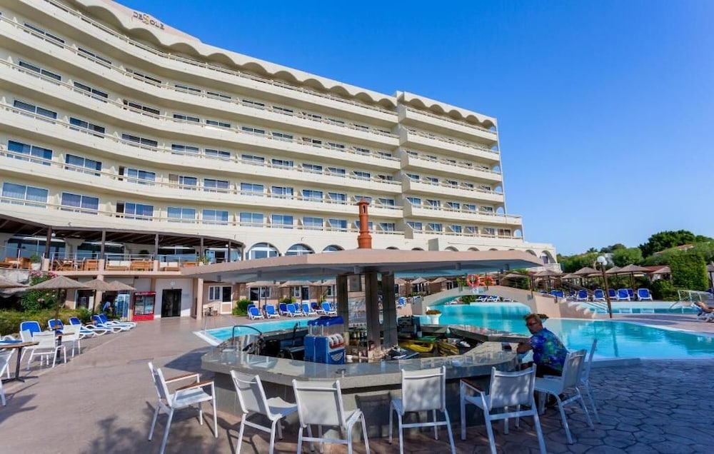Olympos Beach — Hotel building in Faliraki, South Aegean