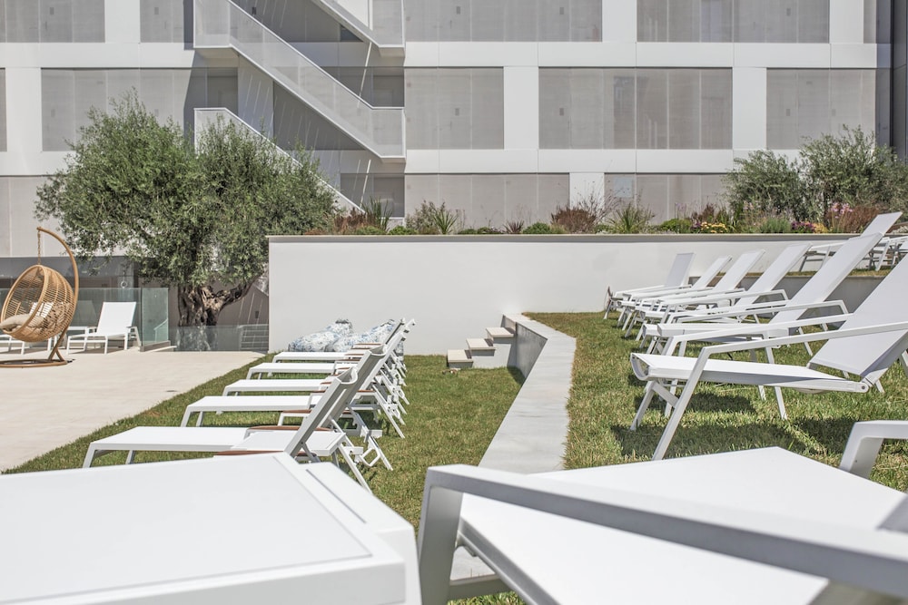 Ray Hotel Corfu — Hotel building in Perama (Corfu), Ionian Islands