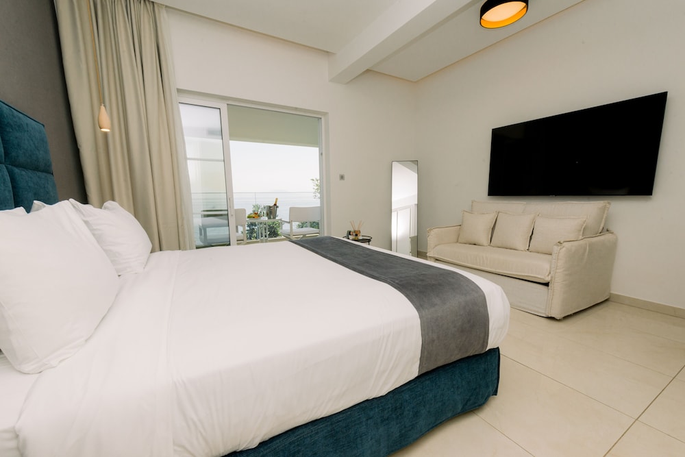 Ray Hotel Corfu — Hotel rooms in Perama (Corfu), Ionian Islands