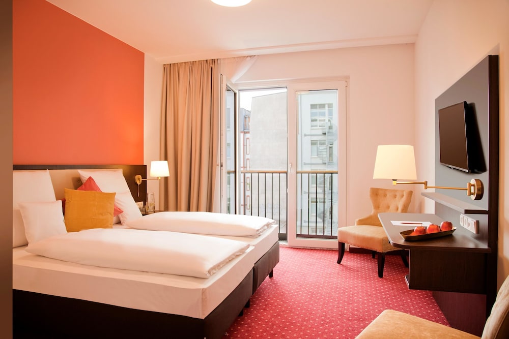 Gold Palais Hotel — Hotel rooms in Berlin, Berlin